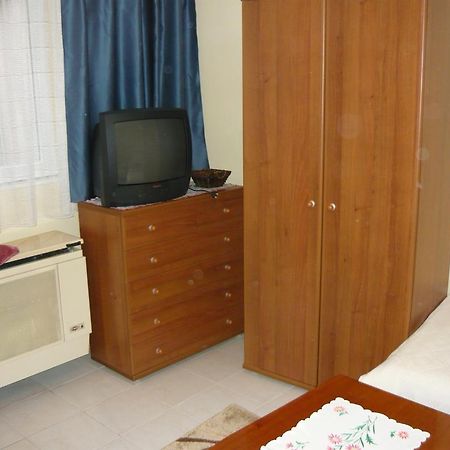 Galagonyas Apartman Eger Bilik gambar
