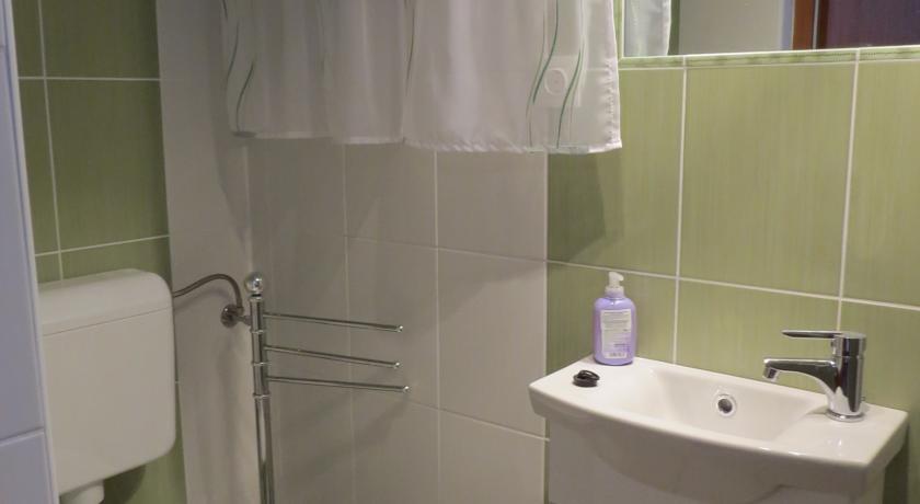 Galagonyas Apartman Eger Bilik gambar